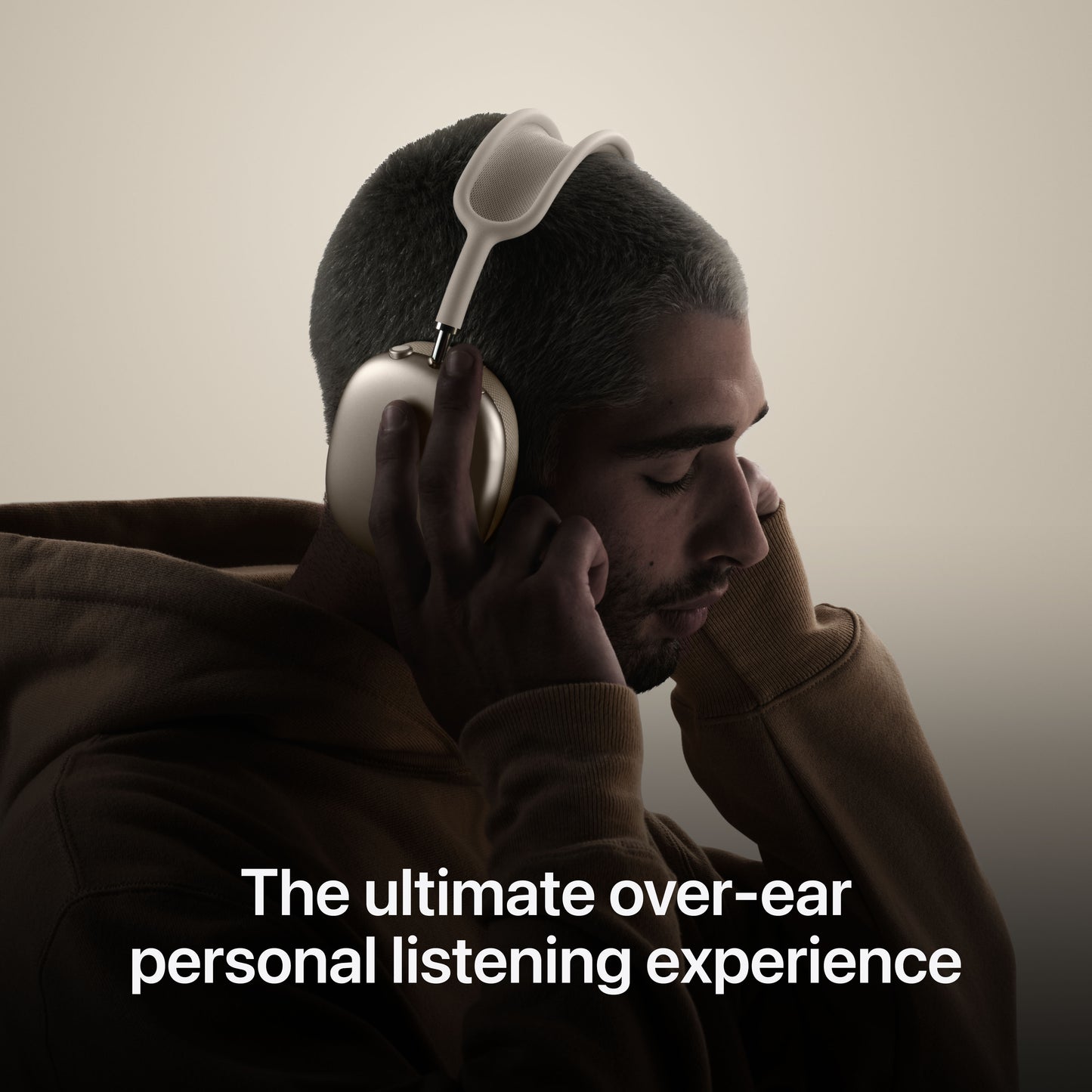 AirPods_Max_2024_Purple_PDP_Image_Position_05__GBEN