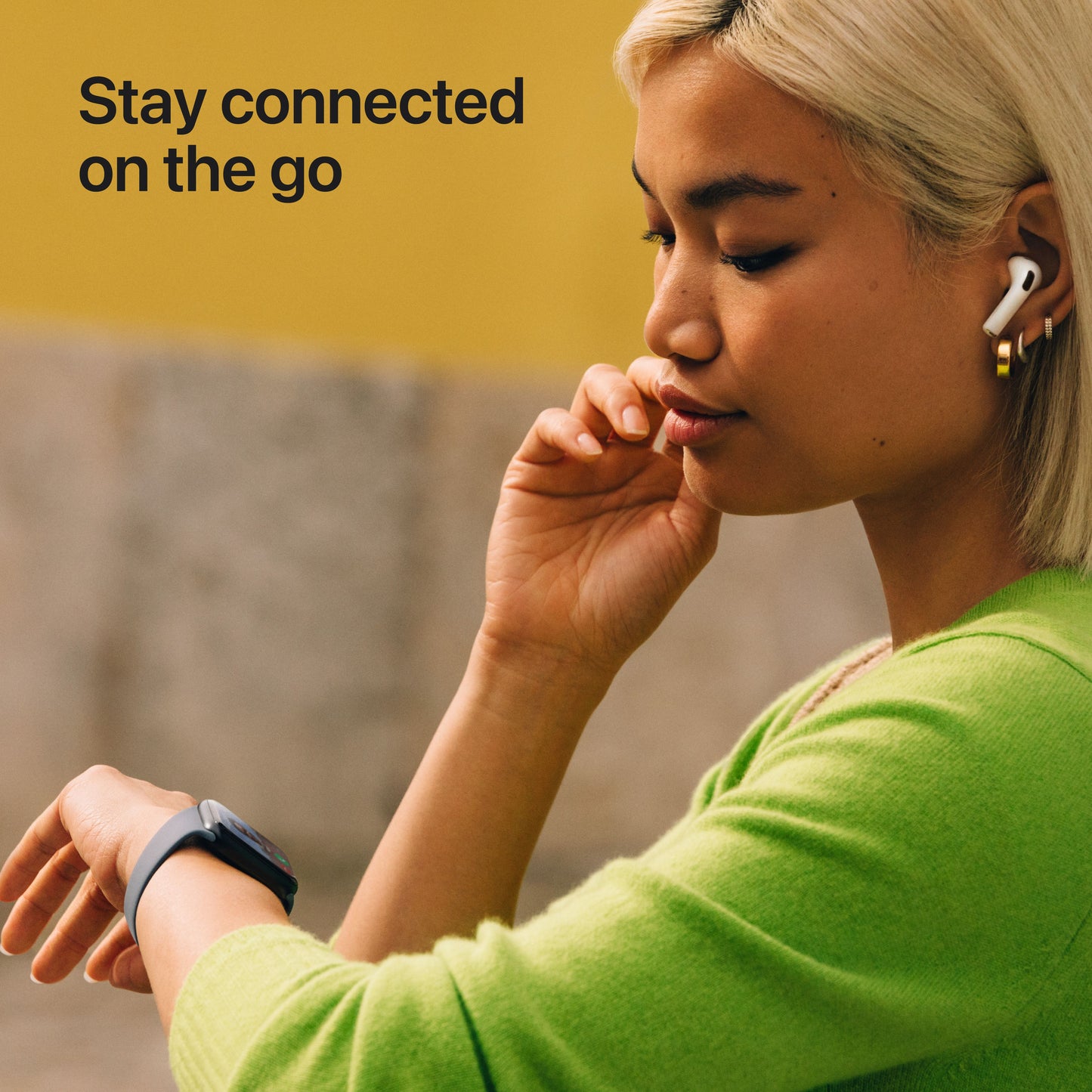 Apple_Watch_SE_3_40mm_GPS_Midnight_Aluminum_Sport_Band_Midnight_PDP_Image_Position_4__GBEN