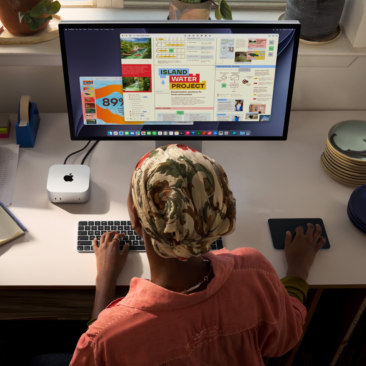 Mac_mini_M6_Silver_PDP_Image_Position_7__en-GB